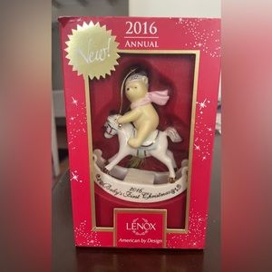 Winnie The Pooh Lenox Baby’s First Christmas Ornament Dated 2016 New